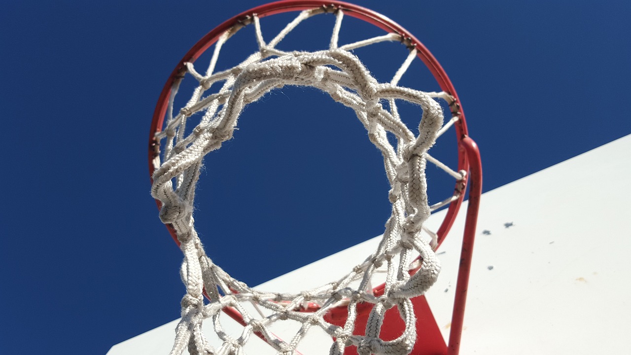 深度解析，解锁NBA热火队录像战术秘籍，引领你成为篮球高手